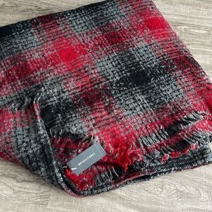 Lord & Taylor Oversized Scarf . NEW